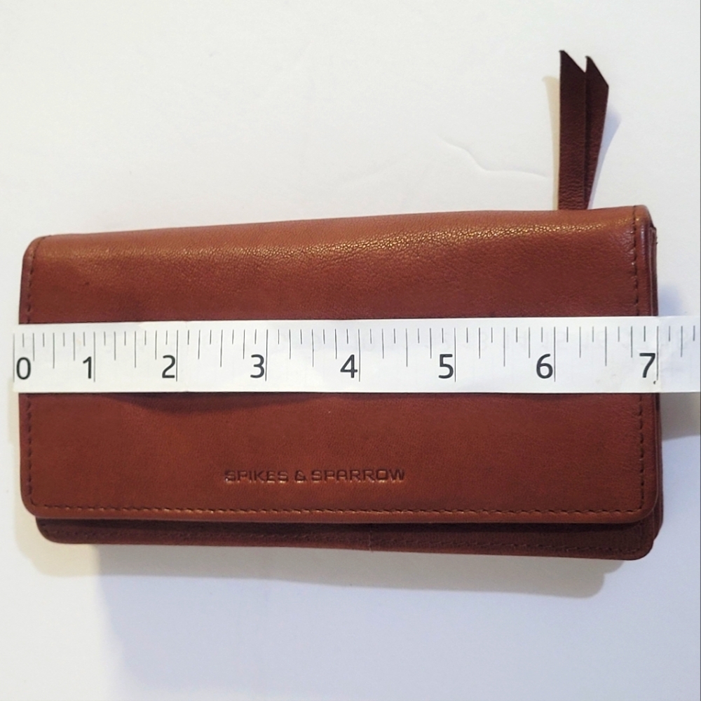 Spikes & Sparrow Brown Leather RFID Wallet - Picture 11 of 13